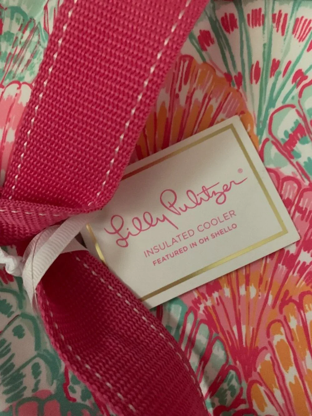 LILLY PULITZER Oh Shello Insulated Cooler in Hot Pink Multi